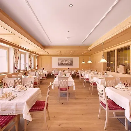 Tyrol 4*