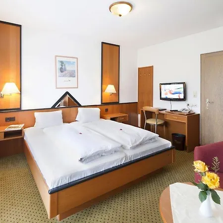 Szálloda Tyrol 4*